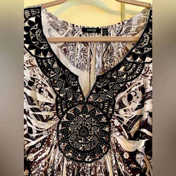 Apt 9 Black & White Short Sleeve Blouse - Picture 5 of 6